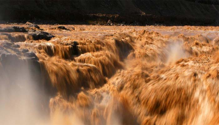 陕西黄河壶口风景图